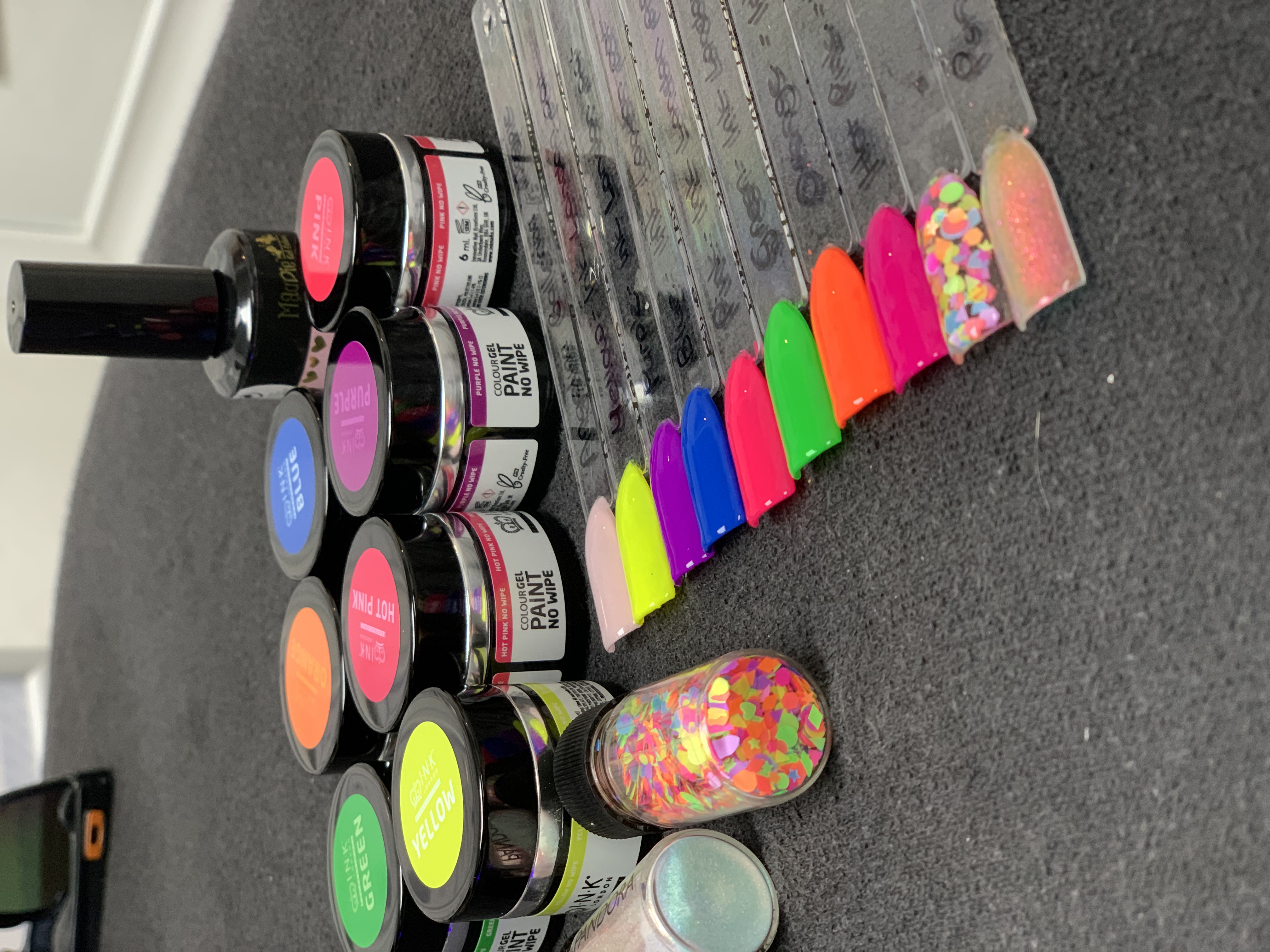 3742C9CA CC34 4EE5 8F6D 2BEAC9A59AEE